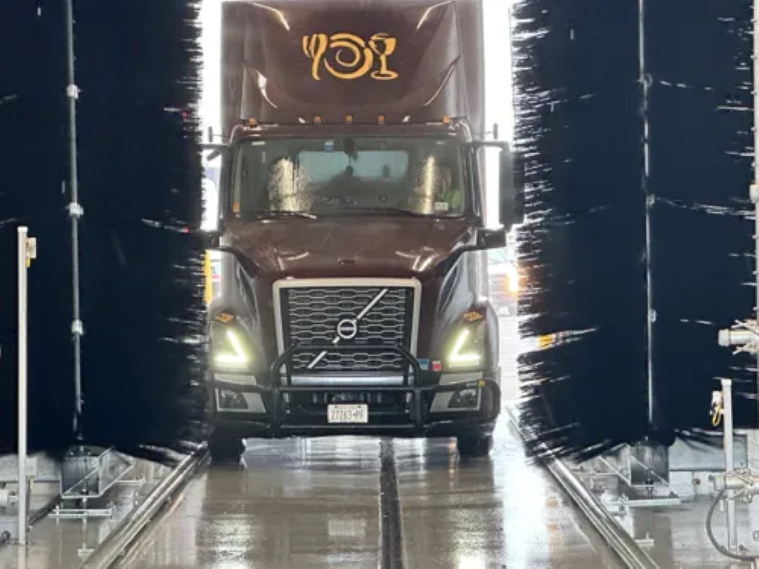 Automatic Fleet Wash System for Commercial Trucks and Vehicles