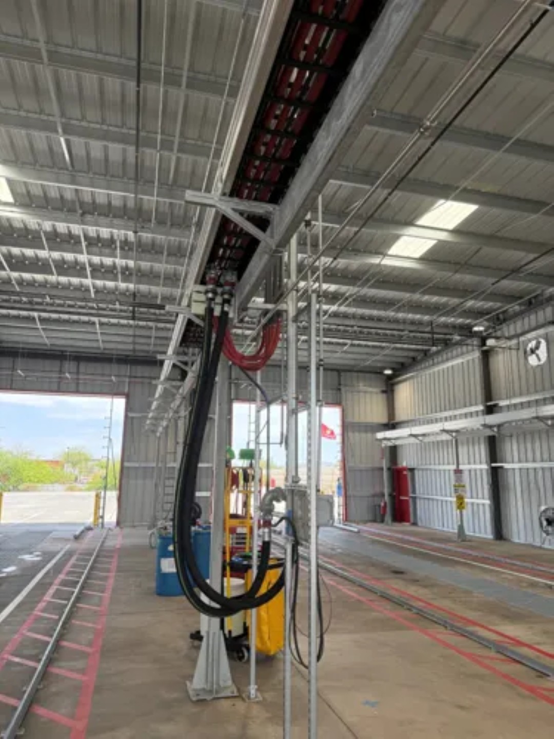 Heavy-Duty Fleet Wash System for Service and Delivery Trucks